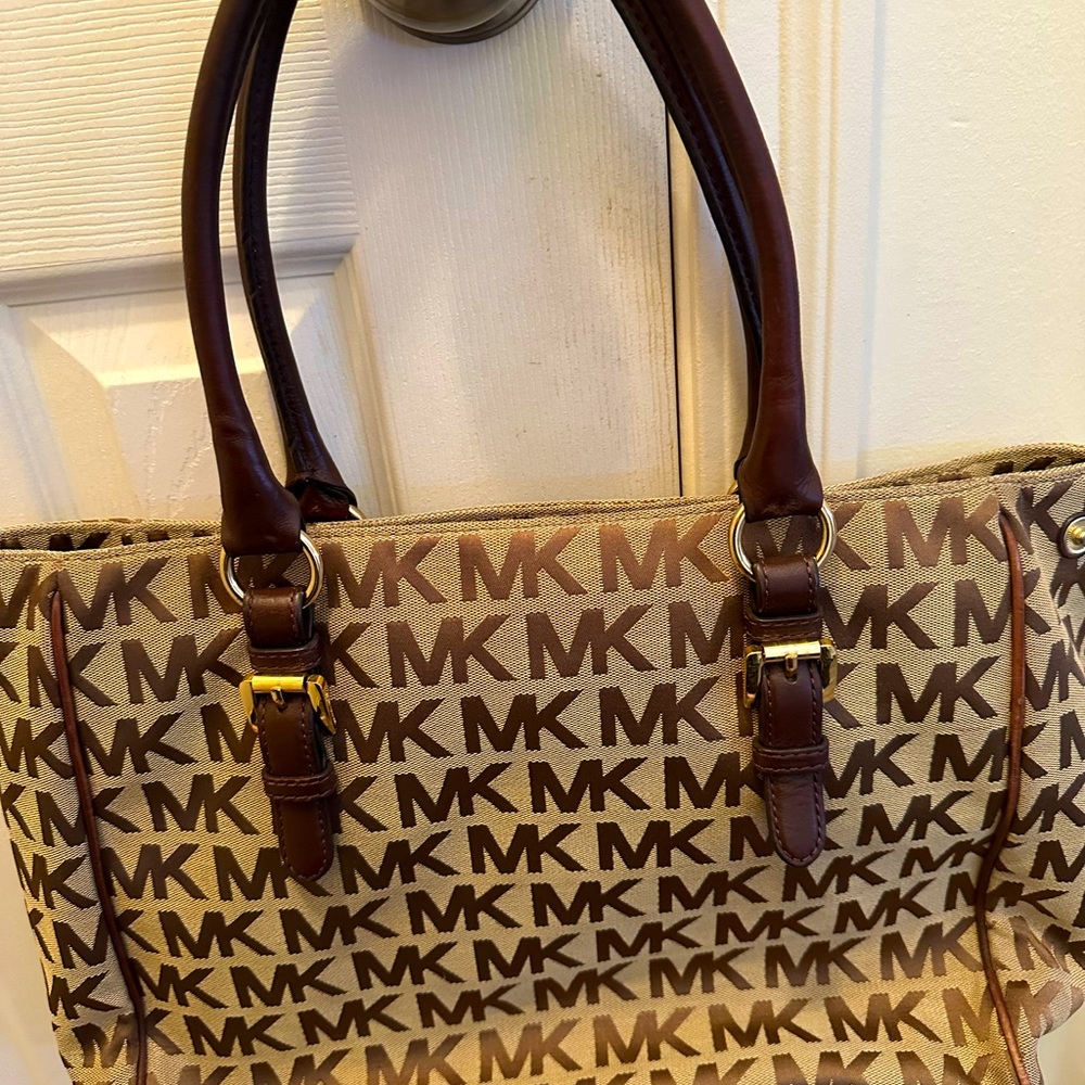 Michael Kors Jet Set and work tote